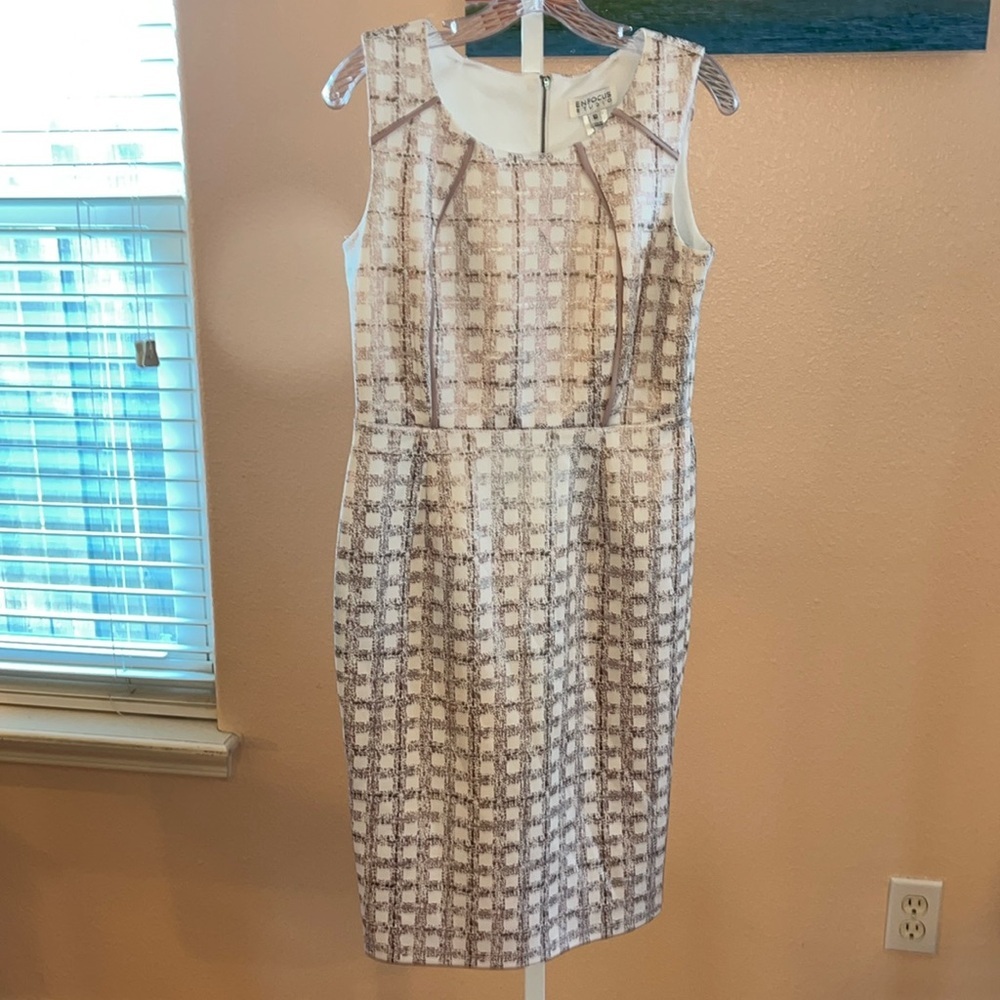 Enfocus Studio size 10 sleeveless dress pit to pit 19” stretches to 23”